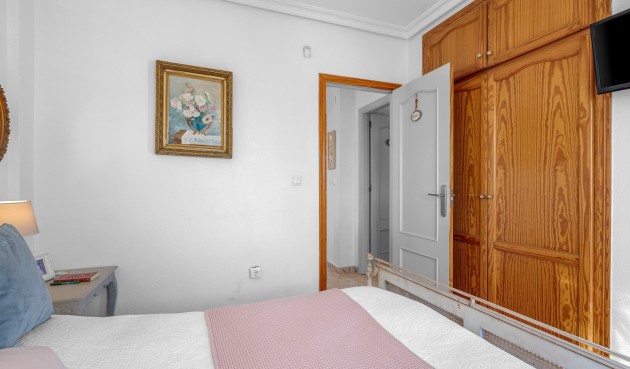 Brukt - Villa -
Villamartin - Costa Blanca