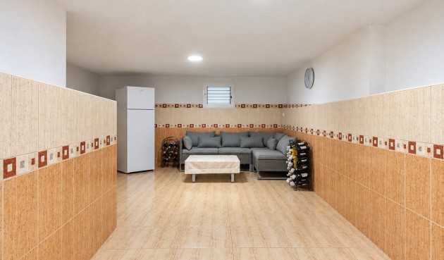 Resale - Town House -
Torrevieja - Costa Blanca