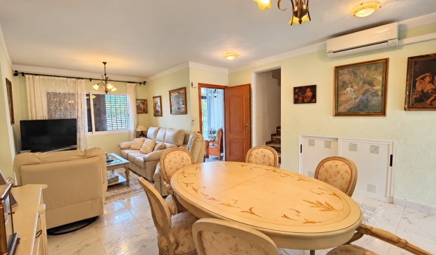 Resale - Town House -
Torrevieja - Costa Blanca