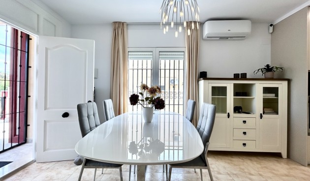 Återförsäljning - Town House -
Dehesa de Campoamor - Costa Blanca