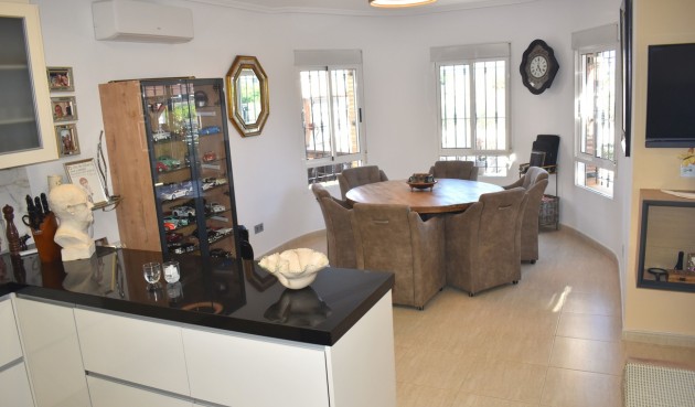 Reventa - Villa -
Guardamar del Segura - Costa Blanca