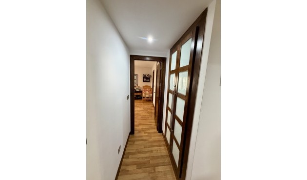 Resale - Bungalow -
Benferri - Inland