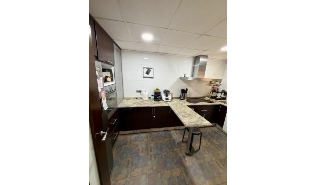 Resale - Bungalow -
Benferri - Inland