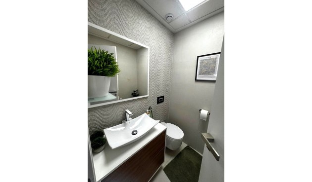 Brukt - Apartment -
Torrevieja - Torreta Florida