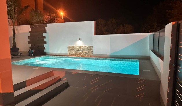 Resale - Villa -
Dolores - Costa Blanca