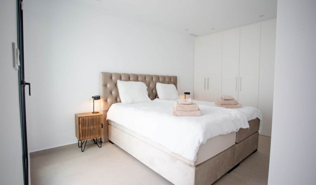 Resale - Villa -
Dolores - Costa Blanca