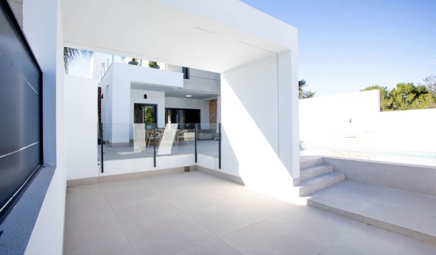 Resale - Villa -
Dolores - Costa Blanca