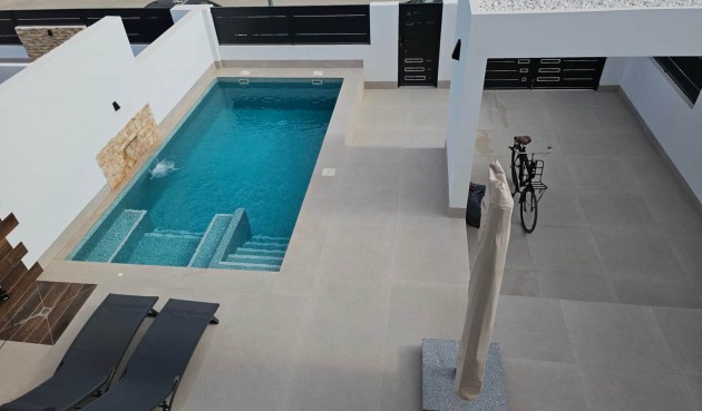 Resale - Villa -
Dolores - Costa Blanca