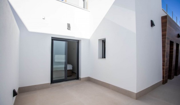 Resale - Villa -
Dolores - Costa Blanca