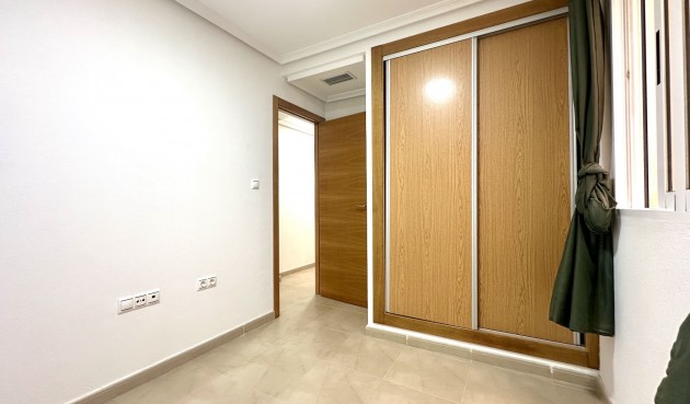 Resale - Apartment -
Torrevieja - Costa Blanca