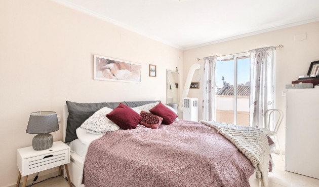 Resale - Town House -
Torrevieja - Costa Blanca