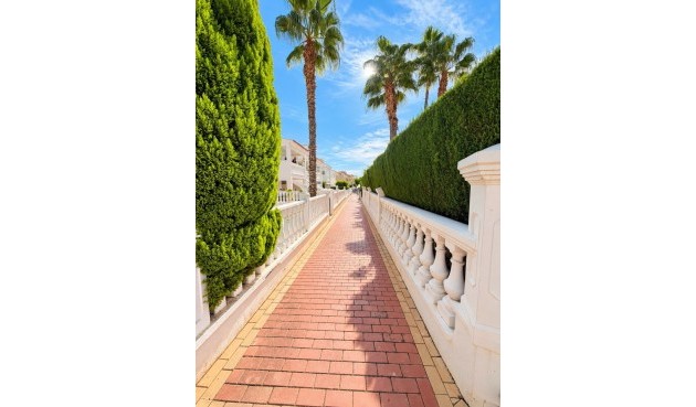 Reventa - Town House -
Alicante - Costa Blanca