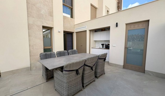 Reventa - Semi Detached -
Rojales - Ciudad Quesada