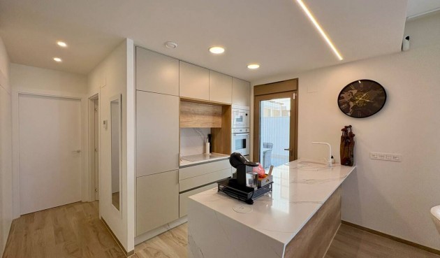 Reventa - Semi Detached -
Rojales - Ciudad Quesada