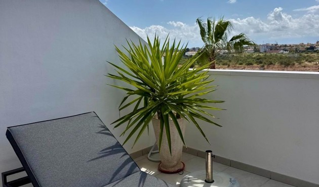 Reventa - Duplex -
Orihuela Costa - Lomas de Cabo Roig