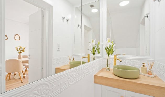 Brukt - Town House -
Villamartin - Costa Blanca