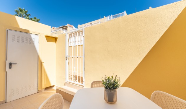 Brukt - Town House -
Villamartin - Costa Blanca