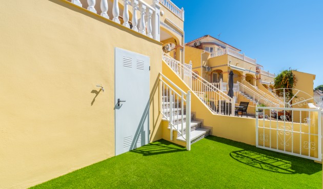 Brukt - Town House -
Villamartin - Costa Blanca