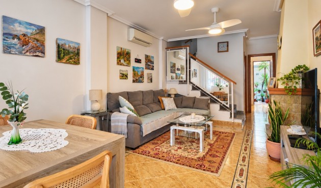 Brukt - Town House -
Orihuela Costa - Costa Blanca
