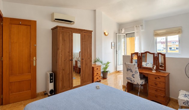 Brukt - Town House -
Orihuela Costa - Costa Blanca