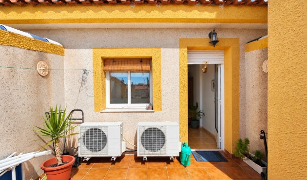 Brukt - Town House -
Orihuela Costa - Costa Blanca