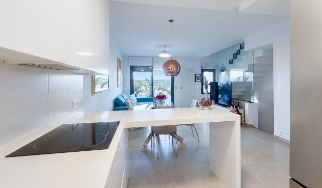 Återförsäljning - Town House -
Villamartin - Costa Blanca