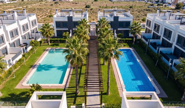 Återförsäljning - Town House -
Villamartin - Costa Blanca