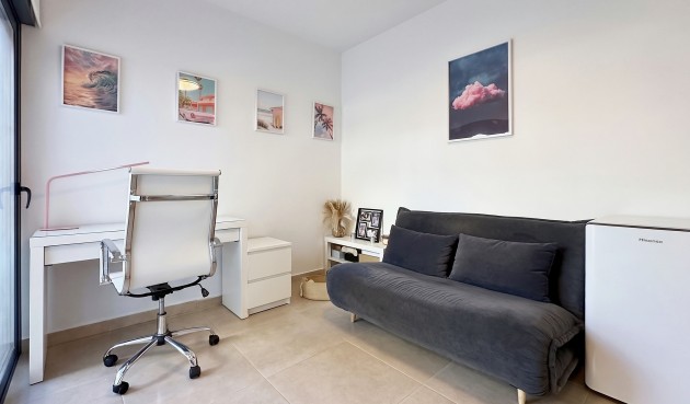 Återförsäljning - Town House -
Villamartin - Costa Blanca
