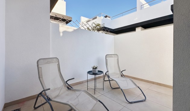 Återförsäljning - Town House -
Villamartin - Costa Blanca