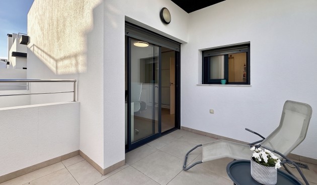 Återförsäljning - Town House -
Villamartin - Costa Blanca