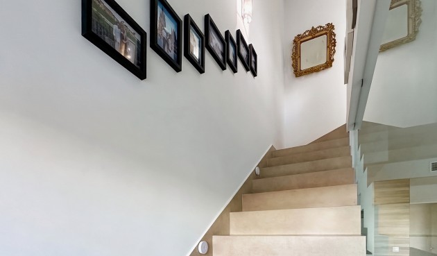 Återförsäljning - Town House -
Villamartin - Costa Blanca