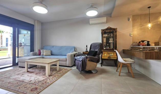 Brukt - Apartment -
Guardamar del Segura - El Raso