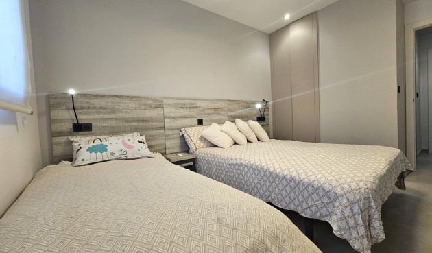 Brukt - Apartment -
Guardamar del Segura - El Raso