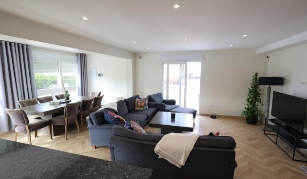 Brukt - Villa -
Torrevieja - Costa Blanca