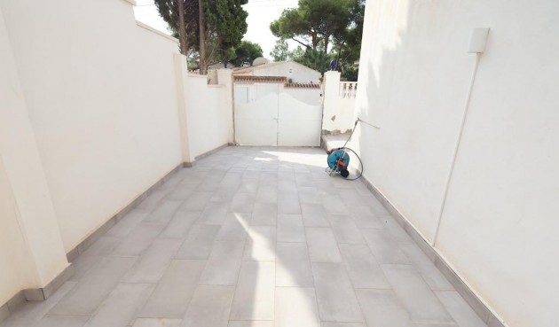 Brukt - Villa -
Torrevieja - Costa Blanca