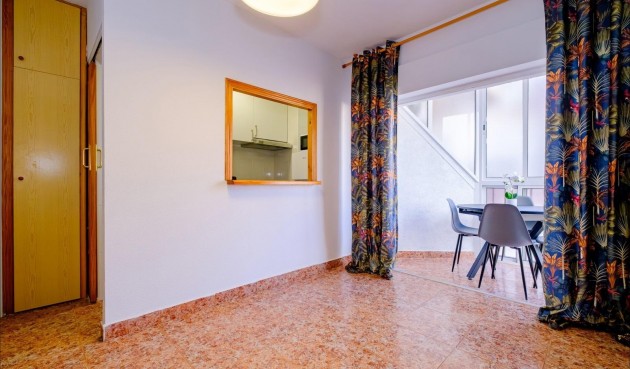 Brukt - Apartment -
Torrevieja - Playa del Cura