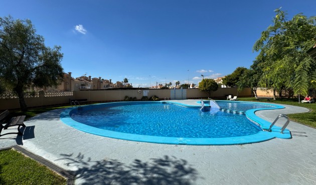 Brukt - Apartment -
Orihuela Costa - Costa Blanca