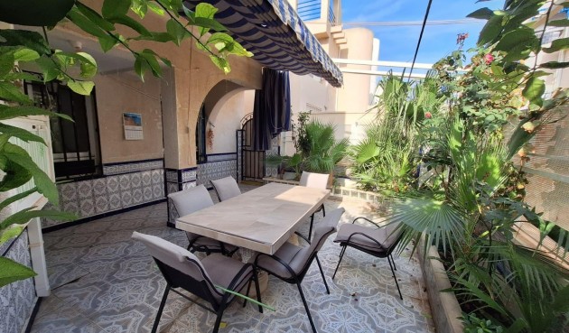 Brukt - Quad House -
Torrevieja - Carrefour