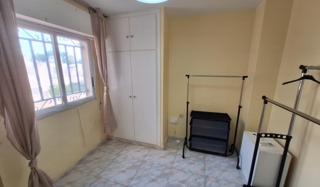 Brukt - Quad House -
Torrevieja - Carrefour