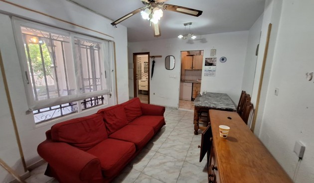 Brukt - Quad House -
Torrevieja - Carrefour