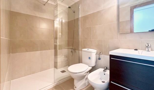 Återförsäljning - Apartment -
Torrevieja - Costa Blanca