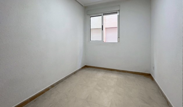 Återförsäljning - Apartment -
Torrevieja - Costa Blanca