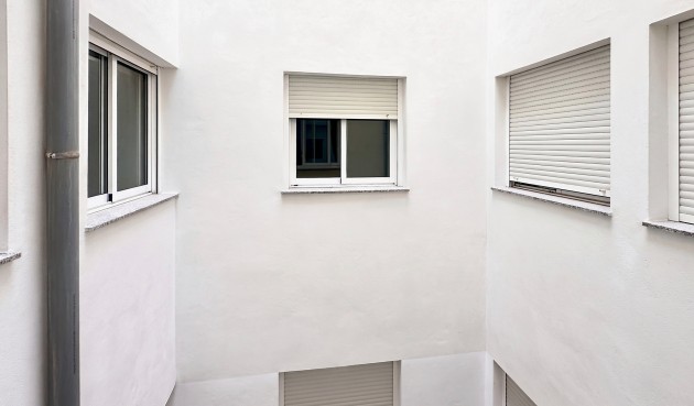 Återförsäljning - Apartment -
Torrevieja - Costa Blanca