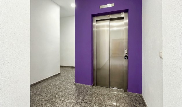 Återförsäljning - Apartment -
Torrevieja - Costa Blanca