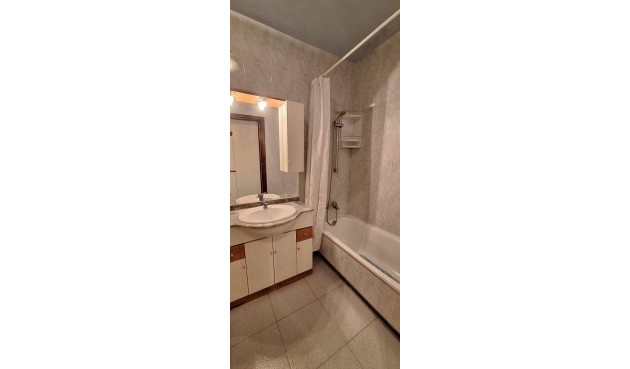 Reventa - Apartment -
Murcia - San Benito-patiño