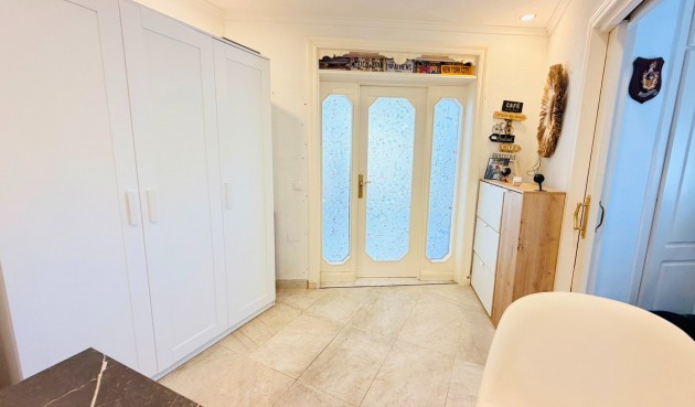 Resale - Apartment -
San Miguel de Salinas - Inland