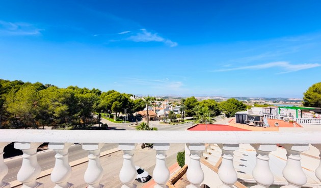 Resale - Apartment -
San Miguel de Salinas - Inland