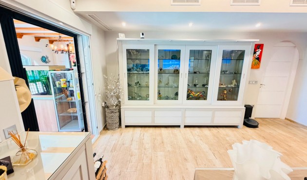 Reventa - Villa -
Daya Vieja - Costa Blanca