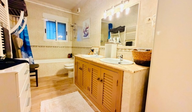 Reventa - Villa -
Daya Vieja - Costa Blanca