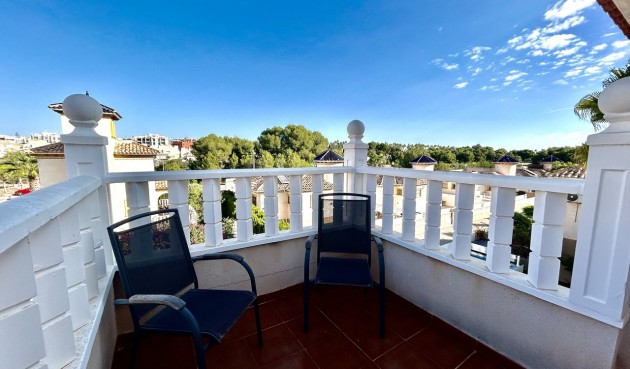 Brukt - Villa -
Villamartin - Costa Blanca